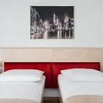 Native Masarska 8 Apartman *