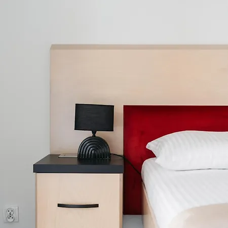 Native Masarska 8 Apartman