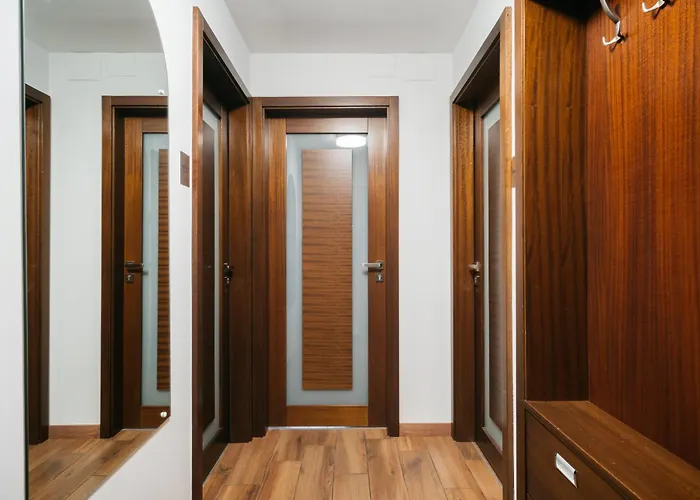 Native Masarska 8 شقة *