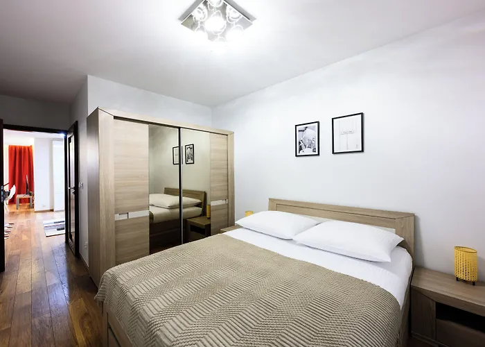 Native Masarska 8 شقة